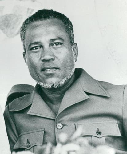 Luís Cabral