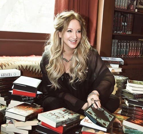 Leigh Bardugo