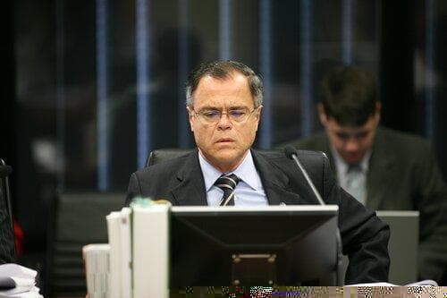 Paulo Luiz Neto Lôbo